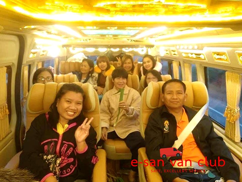 ท่องเที่ยวจังหวัดร้อยเอ็ด โดยรถตู้