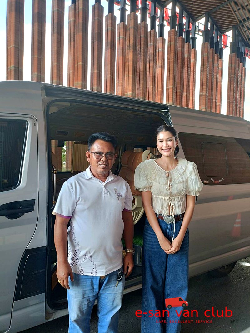 สนธยารถตู้ให้เช่าร้อยเอ็ด